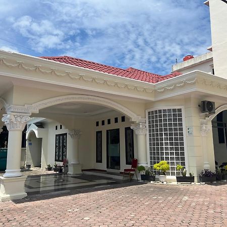 De Nusantara Hotel Syariah Medan Exteriör bild